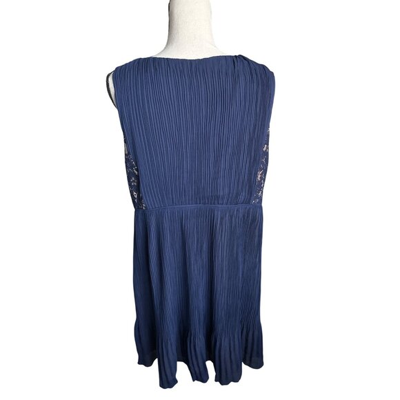 Motherhood Maternity Navy Cocktail Dress Lace Detail Pleated Semi-Formal Lined S - Picture 4 of 6